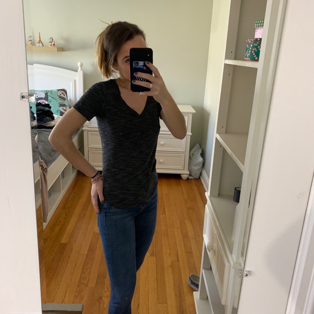 Lululemon love tee sz: 2